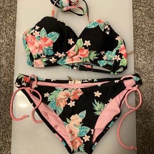 Orageous floral two piece bikini